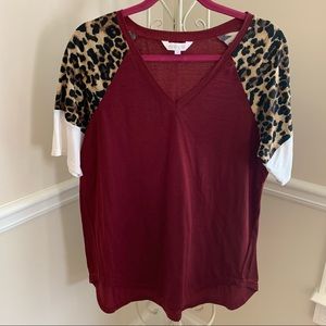 Boutique Style Blouse | leopard sleeve | Sz L